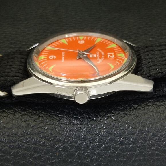 Vintage 1978 Favre Leuba Manual Mens Silver Watch W/Leather Strap - Picture 5 of 9